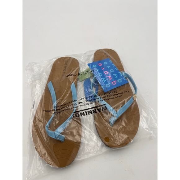 Qwave Ladies' Medallion Sandals, Blue, Size 6/7 - Picture 4 of 4